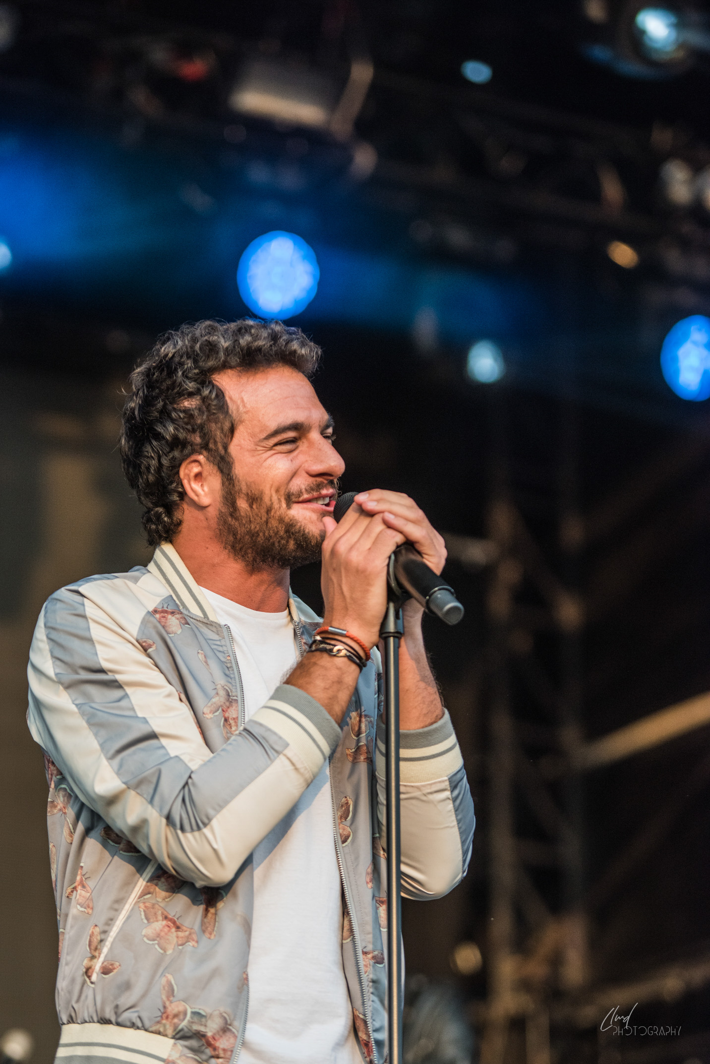 Amir scène lumières